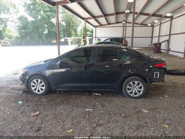 2021 TOYOTA COROLLA LE 15
