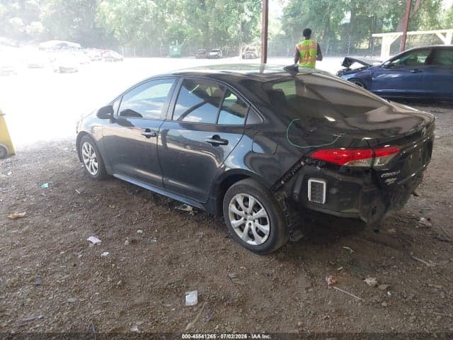 2021 TOYOTA COROLLA LE 3