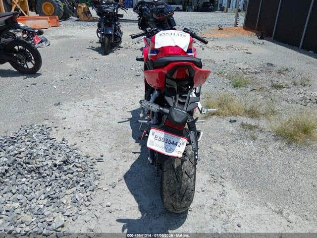 2026 HONDA CBR650 R 6