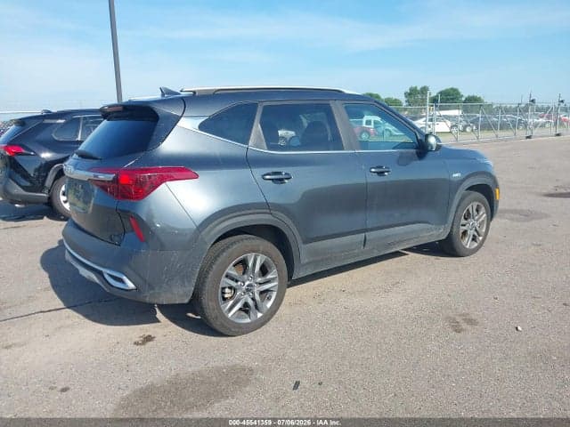 2023 KIA SELTOS S 4
