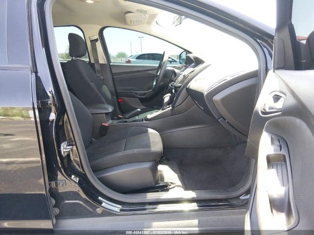 2018 FORD FOCUS SE 5
