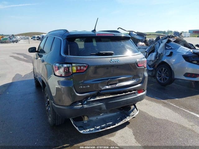 2022 JEEP COMPASS LIMITED 4X4 6