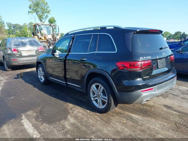 2020 MERCEDES-BENZ GLB 250 4MATIC 3