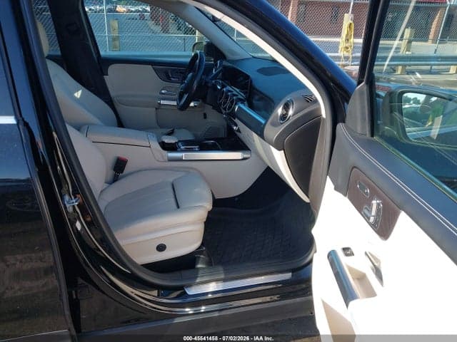 2020 MERCEDES-BENZ GLB 250 4MATIC 5