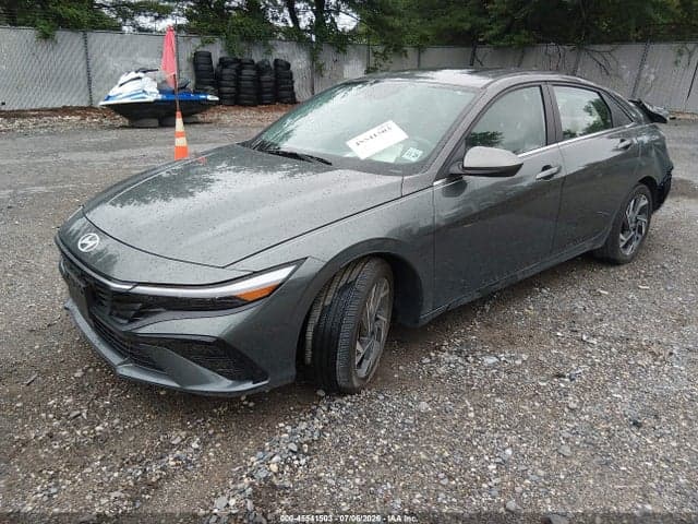 2024 HYUNDAI ELANTRA SEL 2