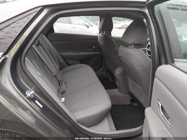 2024 HYUNDAI ELANTRA SEL 8