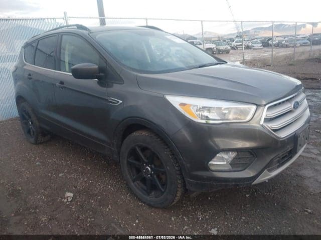 2018 FORD ESCAPE SE 1