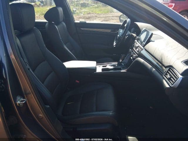 2020 HONDA ACCORD SPORT 5