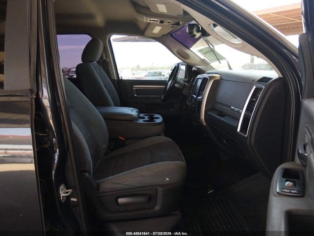 2017 RAM 1500 BIG HORN 4X4 5'7 BOX 5