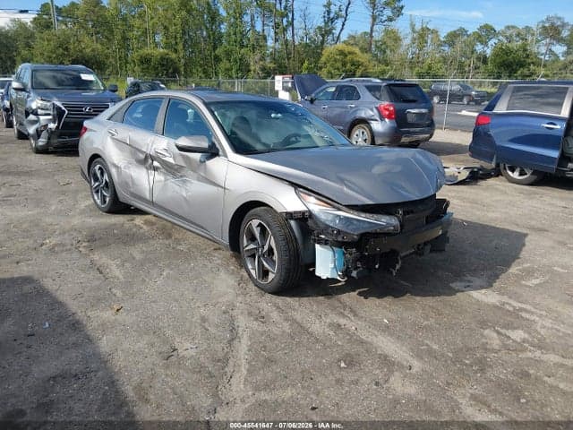 2022 HYUNDAI ELANTRA SEL