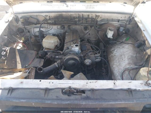 1986 MAZDA B2000 10