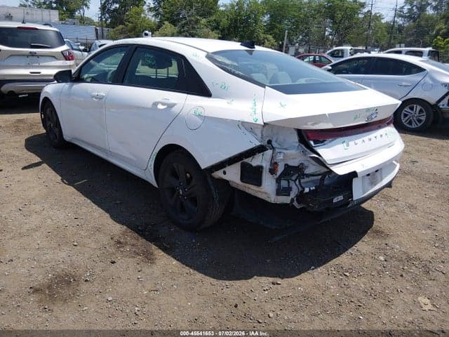 2023 HYUNDAI ELANTRA SEL 3