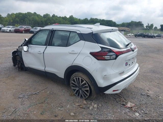 2022 NISSAN KICKS SV XTRONIC CVT 3