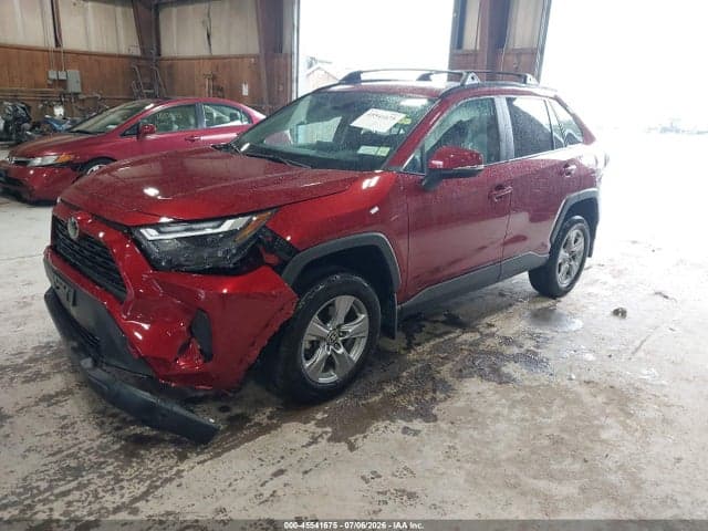 2024 TOYOTA RAV4 XLE 2