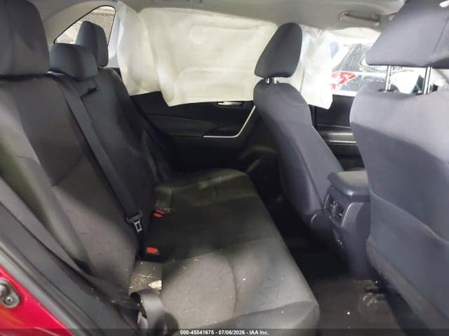 2024 TOYOTA RAV4 XLE 8