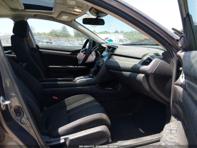 2018 HONDA CIVIC EX 5