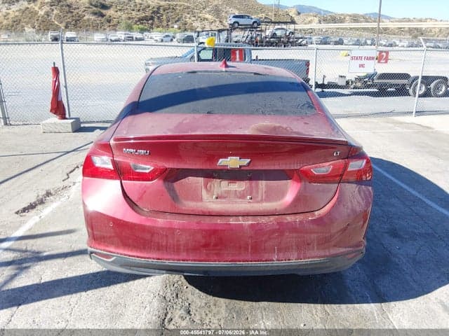 2017 CHEVROLET MALIBU 1LT 18