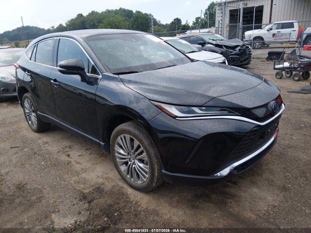 2024 TOYOTA VENZA LIMITED 1