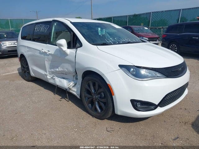 2020 CHRYSLER PACIFICA TOURING