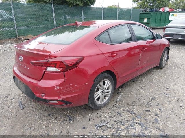 2019 HYUNDAI ELANTRA SEL 4