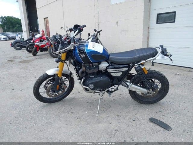 2022 TRIUMPH MOTORCYCLE SCRAMBLER 1200 XE/1200 STEVE MCQUEEN EDITION 13