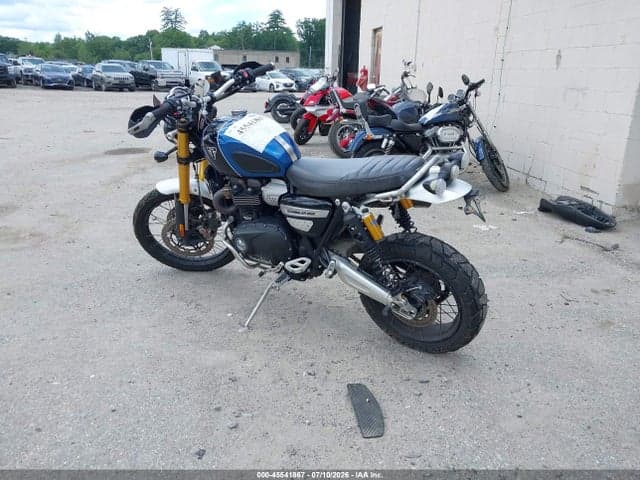 2022 TRIUMPH MOTORCYCLE SCRAMBLER 1200 XE/1200 STEVE MCQUEEN EDITION 3