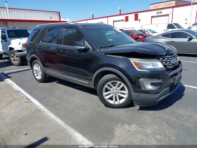 2017 FORD EXPLORER XLT 1