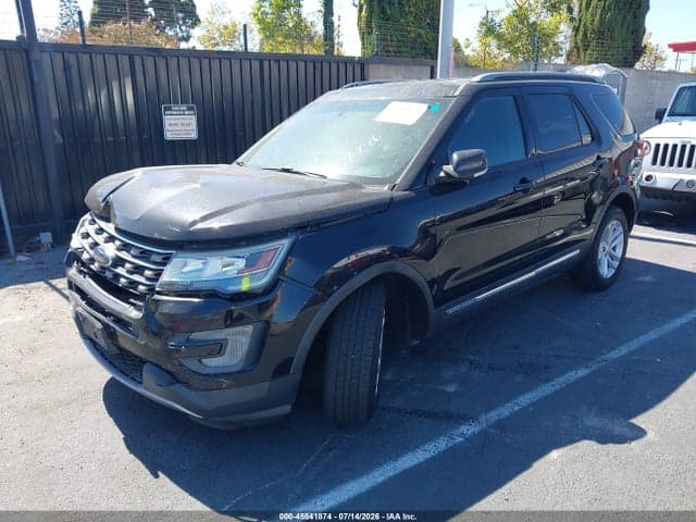 2017 FORD EXPLORER XLT 2
