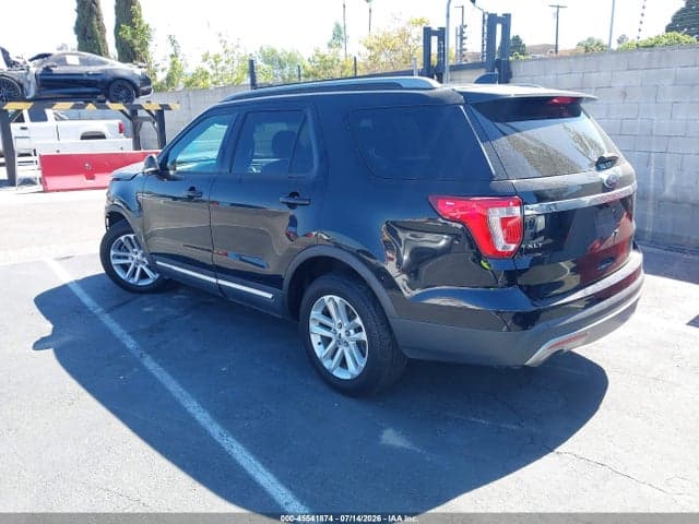 2017 FORD EXPLORER XLT 3