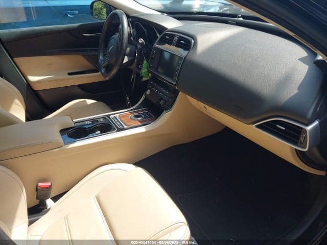 2017 JAGUAR XE 35T PRESTIGE 5
