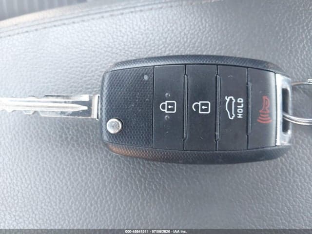 2017 KIA FORTE LX 11