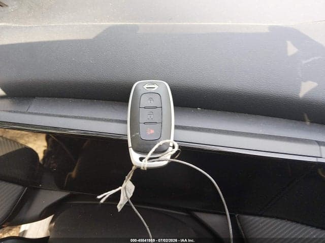 2025 NISSAN KICKS SR FWD 11