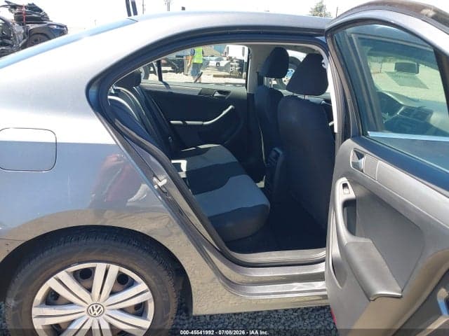 2017 VOLKSWAGEN JETTA 1.4T S 8