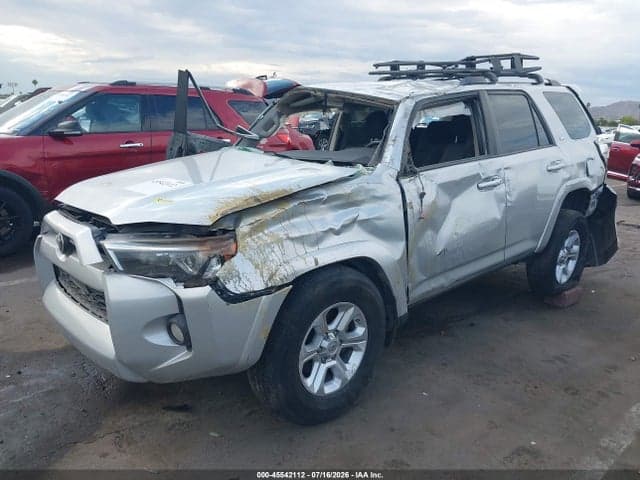 2020 TOYOTA 4RUNNER SR5 3