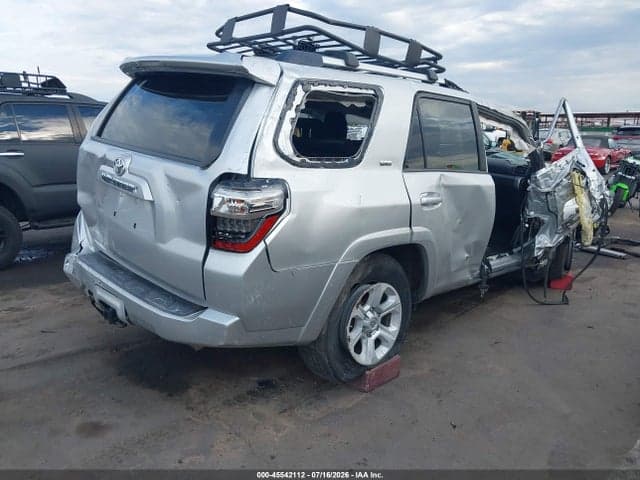 2020 TOYOTA 4RUNNER SR5 5