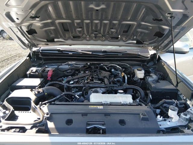 2024 TOYOTA TACOMA SR5 10