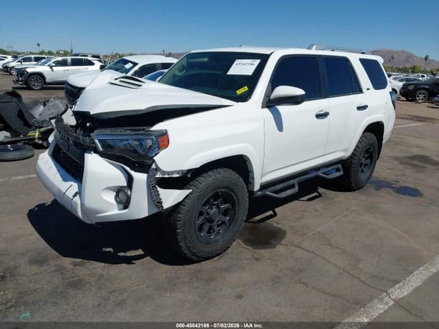 2018 TOYOTA 4RUNNER SR5 2