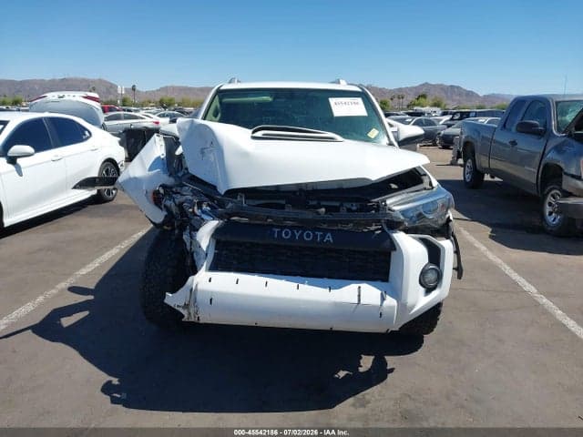 2018 TOYOTA 4RUNNER SR5 12