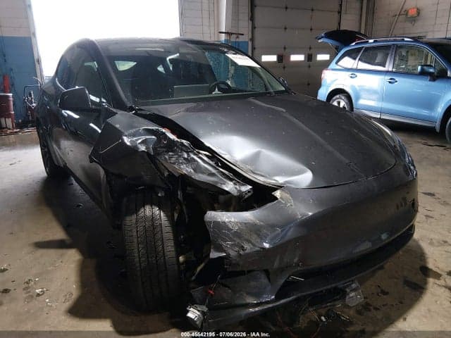 2024 TESLA MODEL Y LONG RANGE DUAL MOTOR ALL-WHEEL DRIVE 6