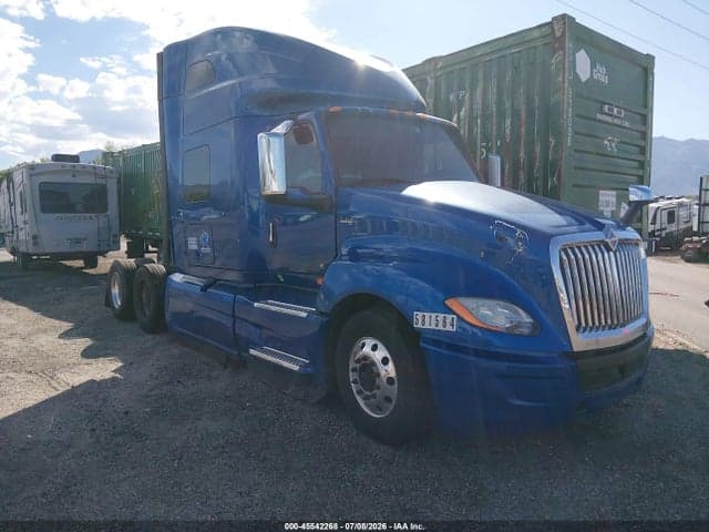 2020 INTERNATIONAL LT 1