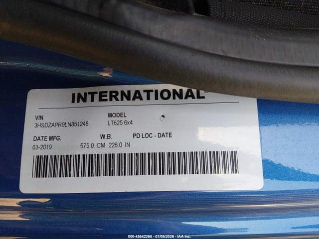 2020 INTERNATIONAL LT 8