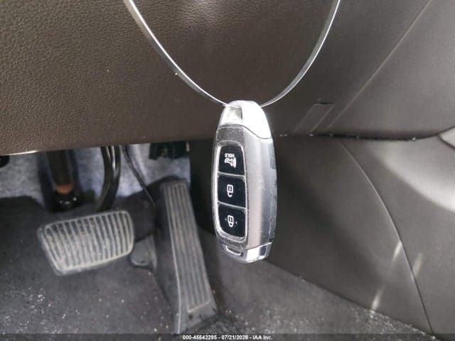 2020 HYUNDAI SANTA FE SEL 11