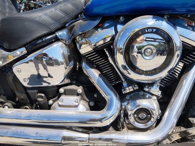2018 HARLEY-DAVIDSON FLDE DELUXE 8