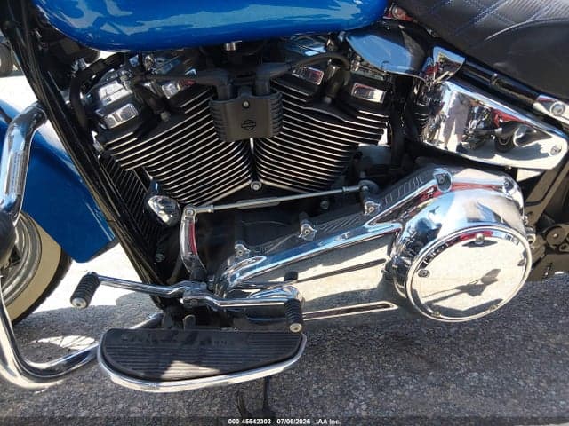 2018 HARLEY-DAVIDSON FLDE DELUXE 9