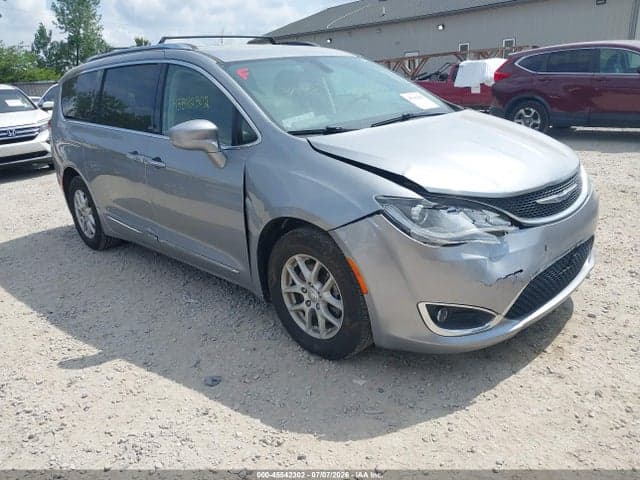 2020 CHRYSLER PACIFICA TOURING L 1
