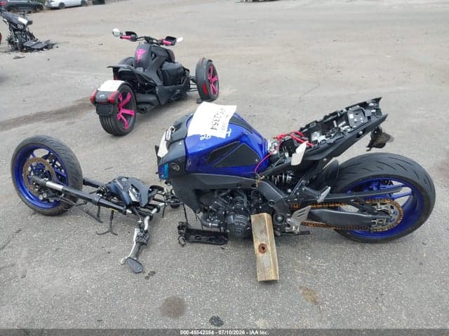 2023 YAMAHA MT09 9