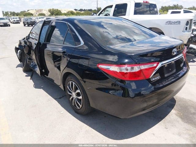 2017 TOYOTA CAMRY LE 3
