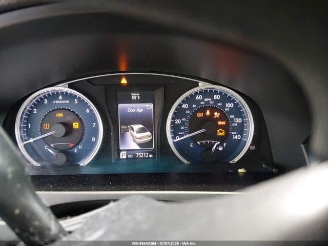 2017 TOYOTA CAMRY LE 7