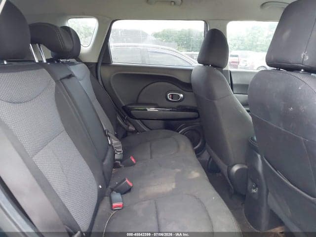 2019 KIA SOUL + 8