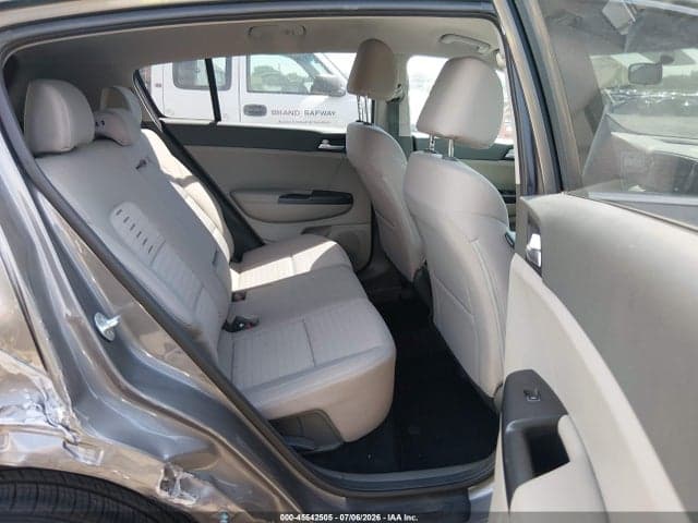 2018 KIA SPORTAGE LX 8
